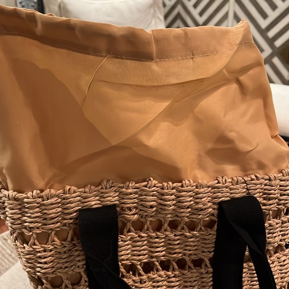 Crochet Straw Tote with Black Strap/NWOT - Picture 8 of 11